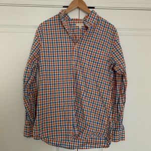 Men’s checkered button down